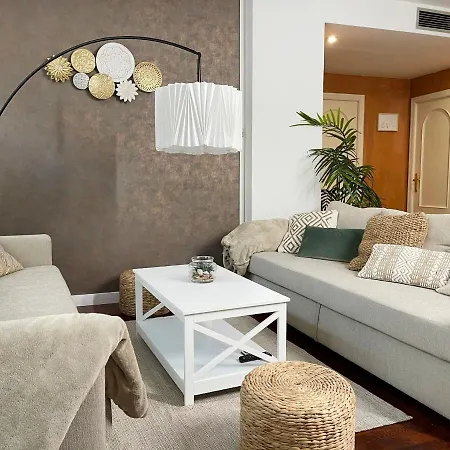 Encantador De 125 M2 En Pleno Centro -prime Video شقة سرقسطة